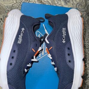 Columbia Mens Blue and Orange Sneakers